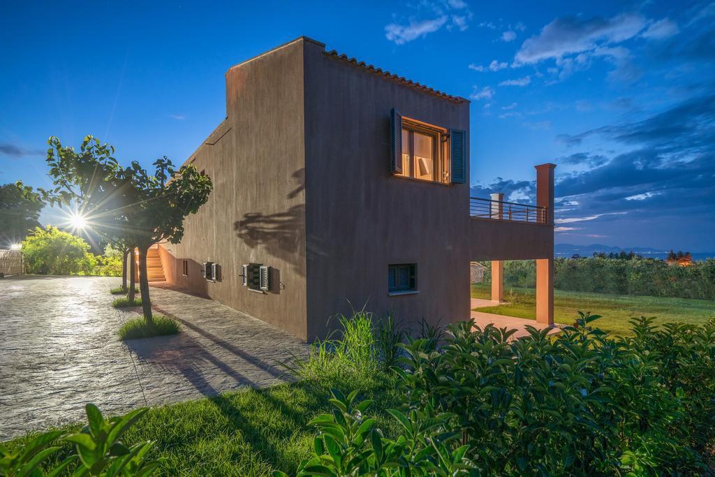 Villa Merovigli - Sea Views & Private Pool, Ideal For Large Groups, By Zantewize Трагаки Экстерьер фото