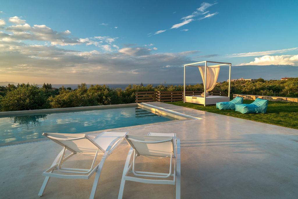 Villa Merovigli - Sea Views & Private Pool, Ideal For Large Groups, By Zantewize Трагаки Экстерьер фото